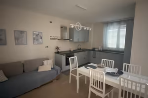 APPARTAMENTO lido di camaiore