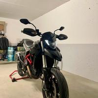 Ducati Hypermotard 821 Dark 2015