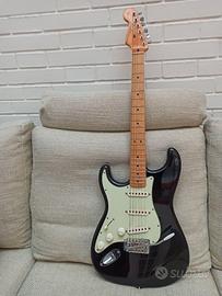 FENDER STRATOCASTER LEFTY