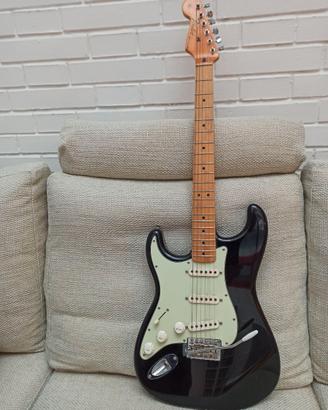 FENDER STRATOCASTER LEFTY