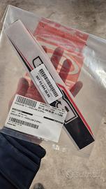 Adesivi forcella beta