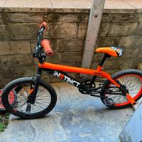 Bicicletta BMX Instinct