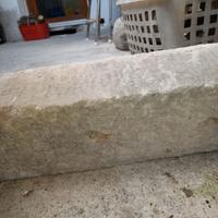 Cornice finestra del 1700