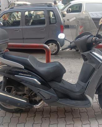 Peugeot Geopolis 400