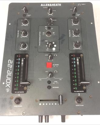 mixer Allen & Heath Xone 22