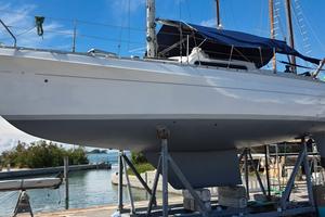 Barca a vela Moody 33