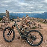 CUBE AMS HYBRID ONE44 C:68X SUPERTM 400X 29 2025