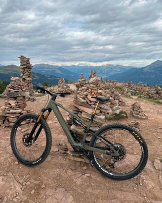 CUBE AMS HYBRID ONE44 C:68X SUPERTM 400X 29 2025