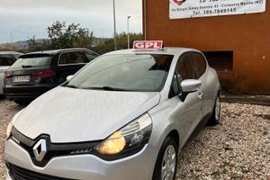 Renault Clio 1.2 75CV GPL 5 porte Costume National