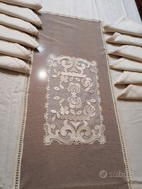 tovaglia da tavola con 12 tovaglioli 