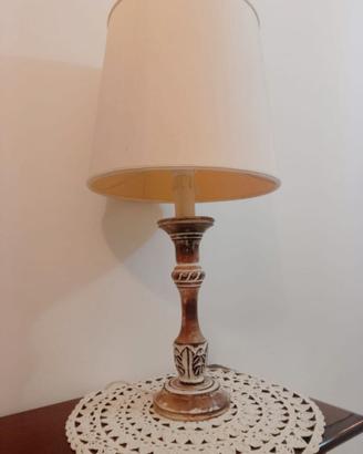 Lampada da tavolo