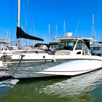 Boston Whaler 37O Outrage del 2010