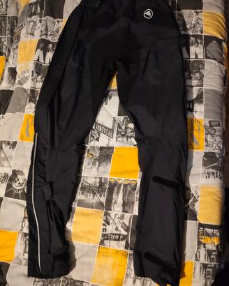 pantaloni MTB per la pioggia 