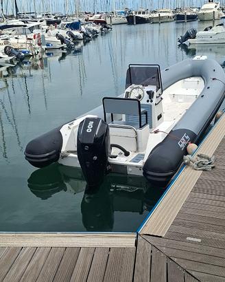 gommone sacs 750