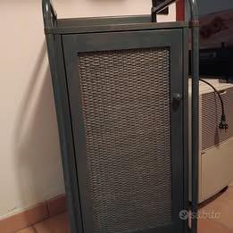 Mobil bagno  in legno e rattan blu
