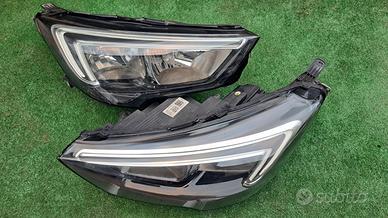 OPEL CROSSLAND X Fari Fanali Destro Sinistro LED