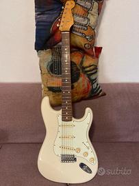 Fender stratocaster classic special 60’s lacquer