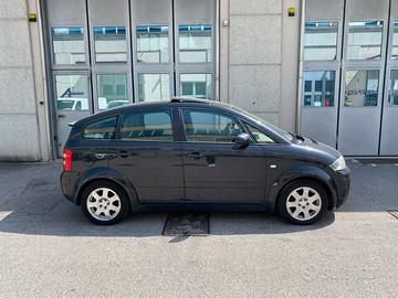Audi A2 1.4 benz - TRATTABILE
