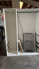 Armadio a tre ante a specchio