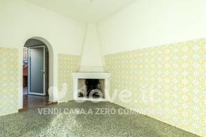 Appartamento di 90 m² con 4 locali a Tertenia