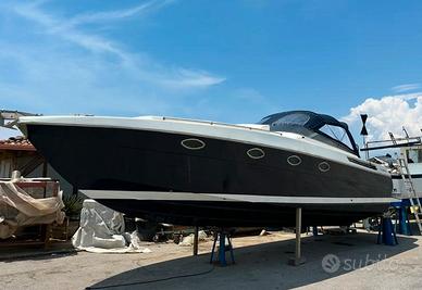 Barca a motore cabinata - Mig 38