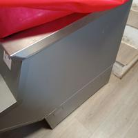 Frigorifero industriale e banco frigo