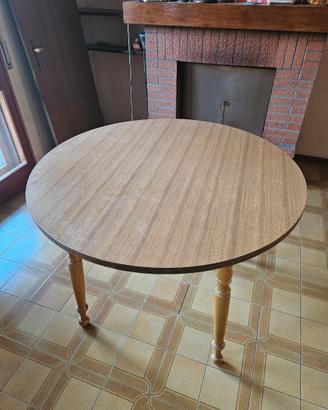 tavolo rotondo