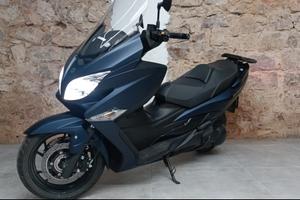 Suzuki Burgman 400 OPERAZIONE 50%