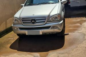 Mercedes-Benz ML 270