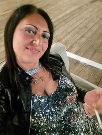 Cassiera bar e commessa