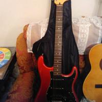 🇮🇹 Chitarra elettrica ⚡by Fender 🎸