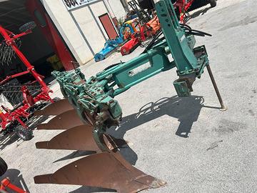 Aratro quadrivomere usato tipo Nardi