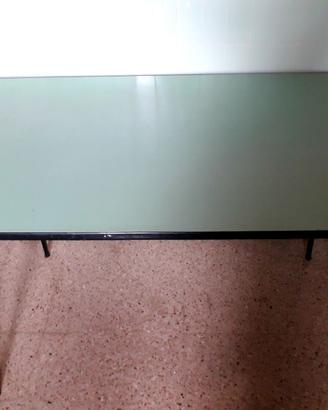 Tavolo vintage in formica verde con quattro sedie