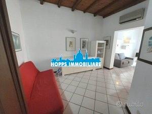 3 vani: zona centro via mazzini /via la lumia