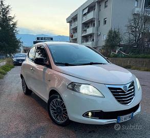 LANCIA YPSILON 1.3MJT 95CV