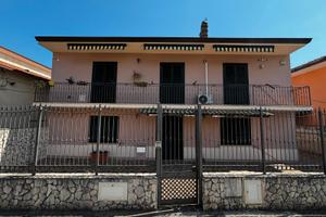 Villa bifamiliare, Piana di Monte Verna (CE)