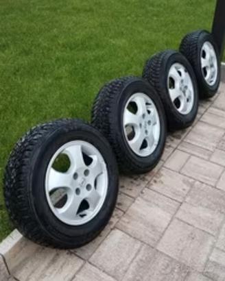 CERCHI IN LEGA CON LOGO OPEL+ GOMME