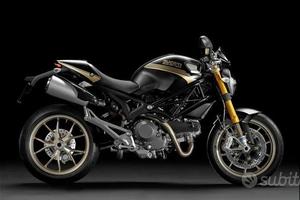 Vestizione Completa Darmah per Ducati Monster