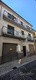Appartamento di 175 m² con 5 locali a Lioni