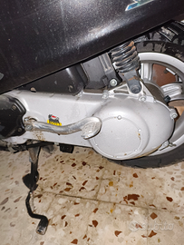 Vespa primavera 50 incidentata