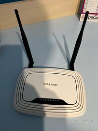 Router tp-link wr841nd