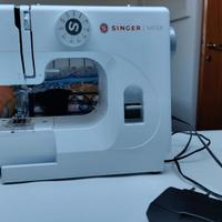 Macchina da cucire Singer M1005