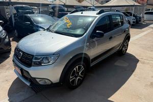 Dacia Sandero Stepway 1.0 TCe 100CV ECO-G 15th Ann