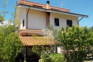 VILLA SINGOLA A CASTROLIBERO