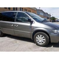 GRAND VOYAGER STOW&GO 2.8 CRD