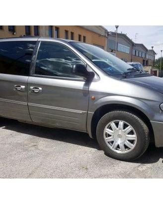 GRAND VOYAGER STOW&GO 2.8 CRD