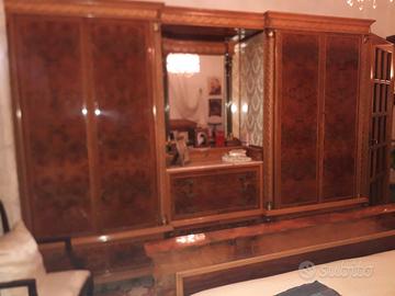 Urgentemente dovrei svendere mobili 