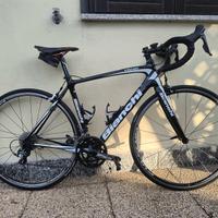 Bianchi intenso carbonio