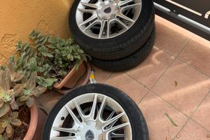 Cerchi 16 lancia y momo design