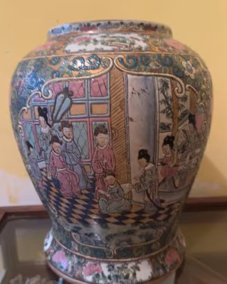 Vaso in porcellana cinese Famille Rose Medallion